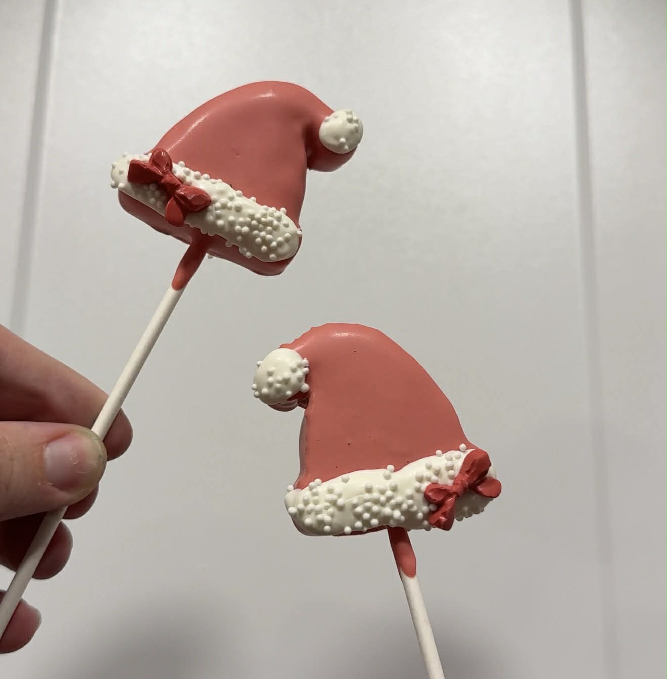 Cake Pop Cutter - Santa Hat Shape