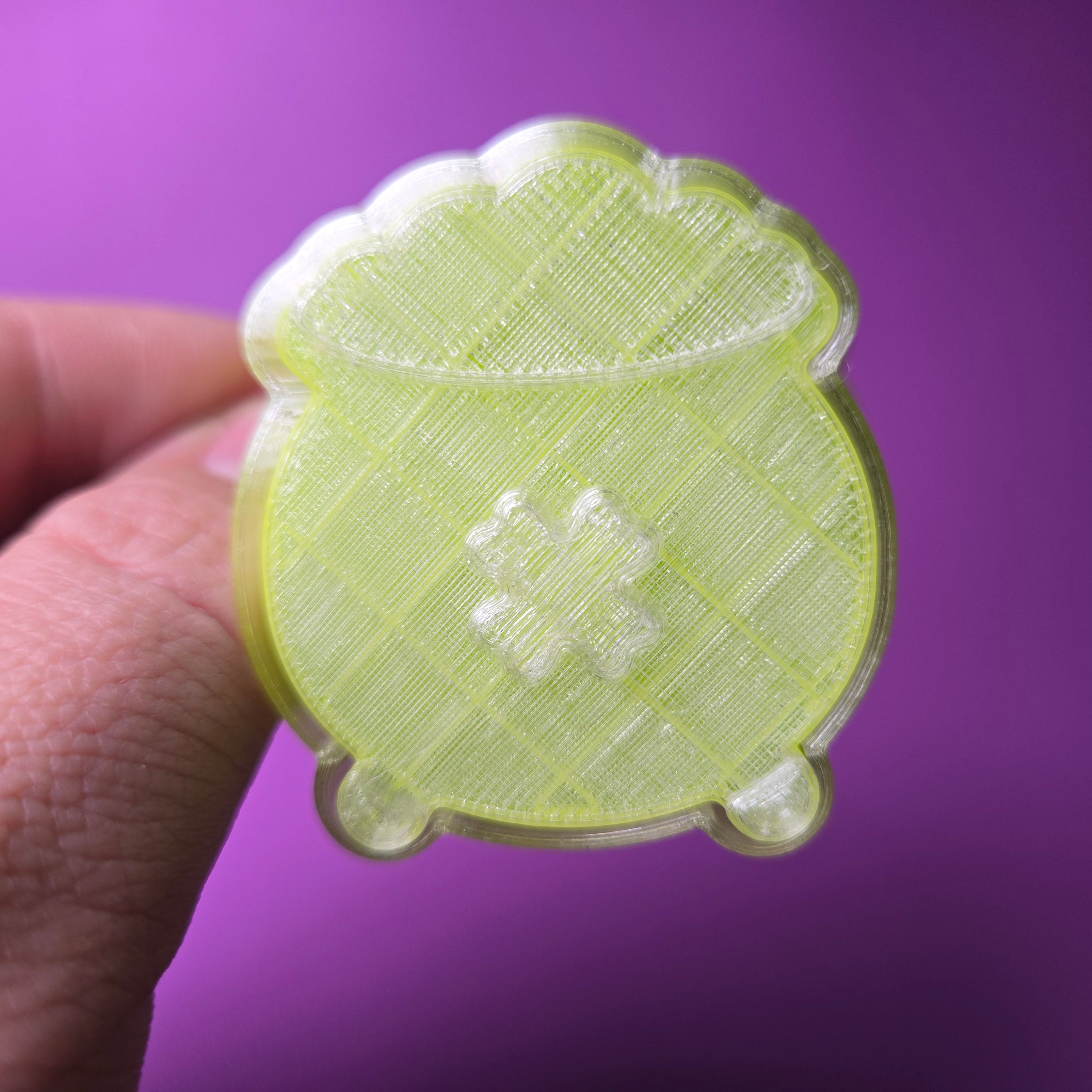 Cake Pop Cutter - Pot of Gold Shape (Embossed)