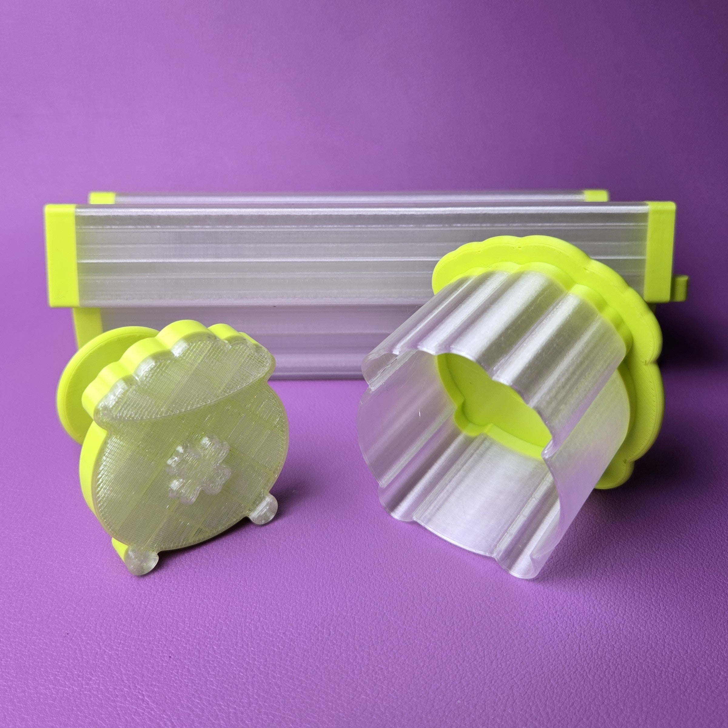 Cake Pop Cutter - Pot of Gold Shape (Embossed)