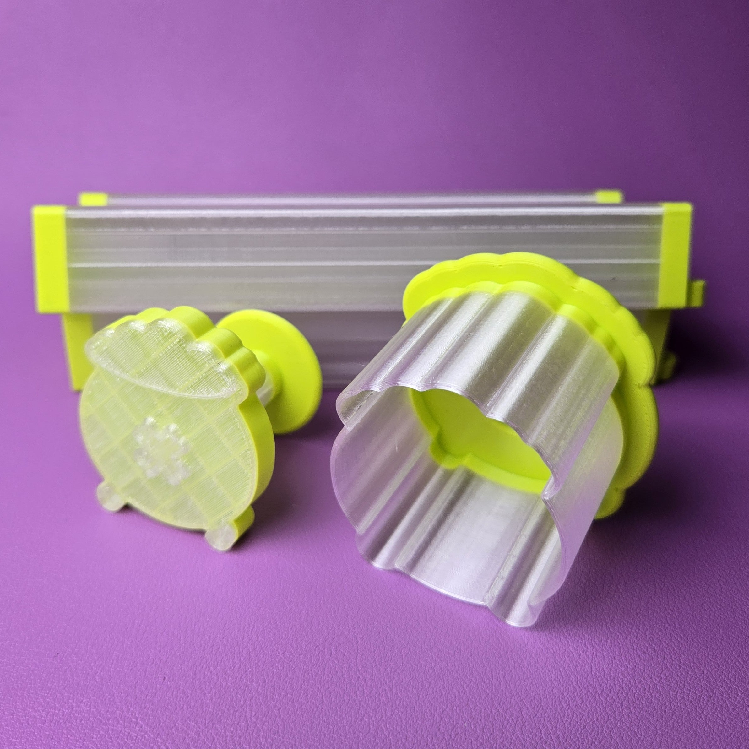 Cake Pop Cutter - Pot of Gold Shape (Embossed)