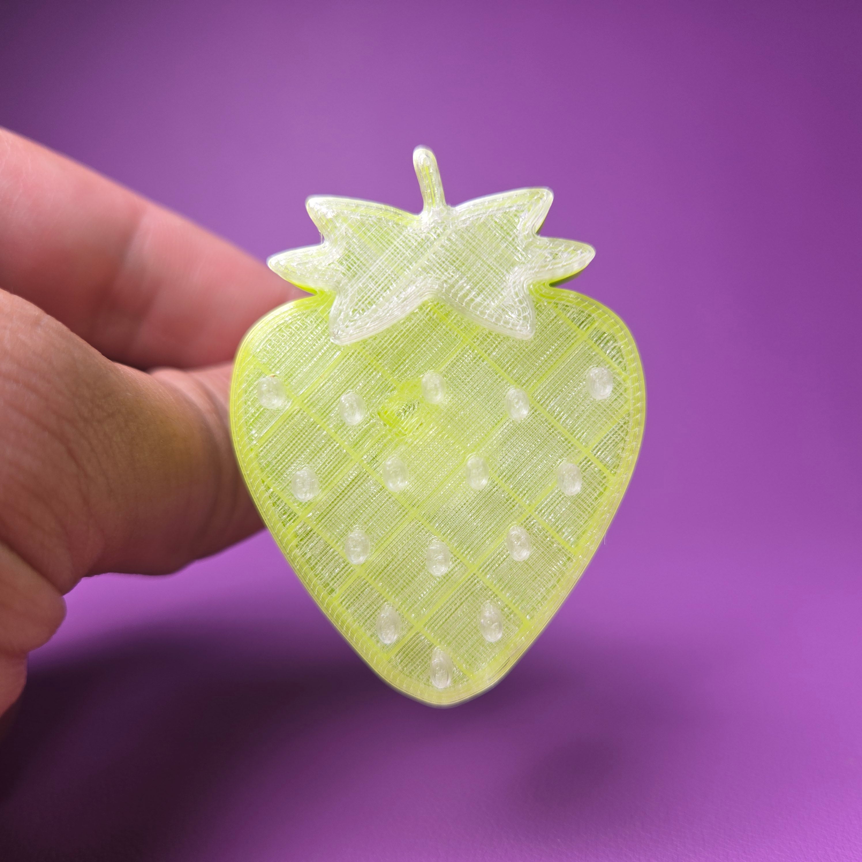 Cake Pop Cutter - Strawberry (Embossed)