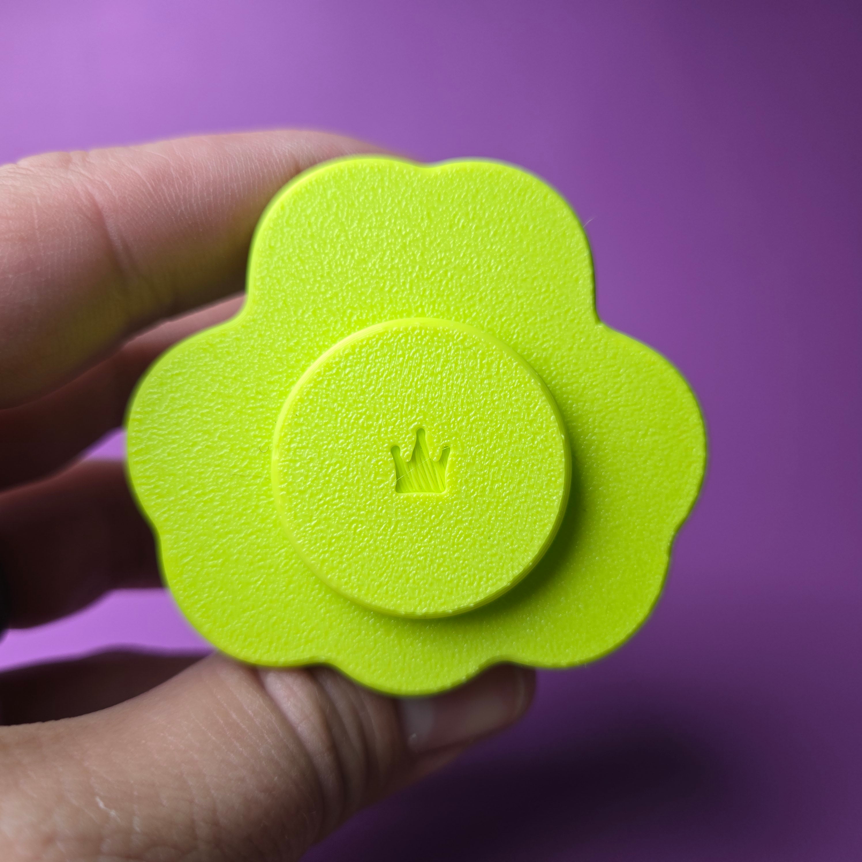 Cake Pop Cutter - Three-Leaf Clover Shape