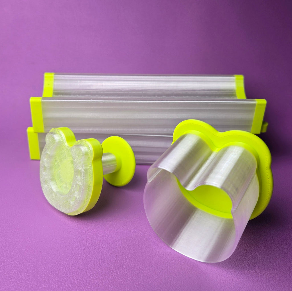 Cake Pop Cutter - Horseshoe Shape (Embossed)