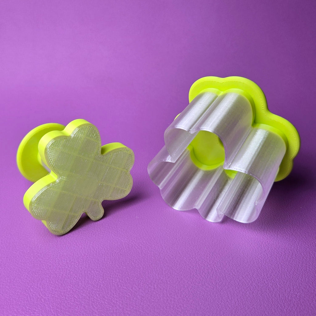 Cake Pop Cutter - Three-Leaf Clover Shape