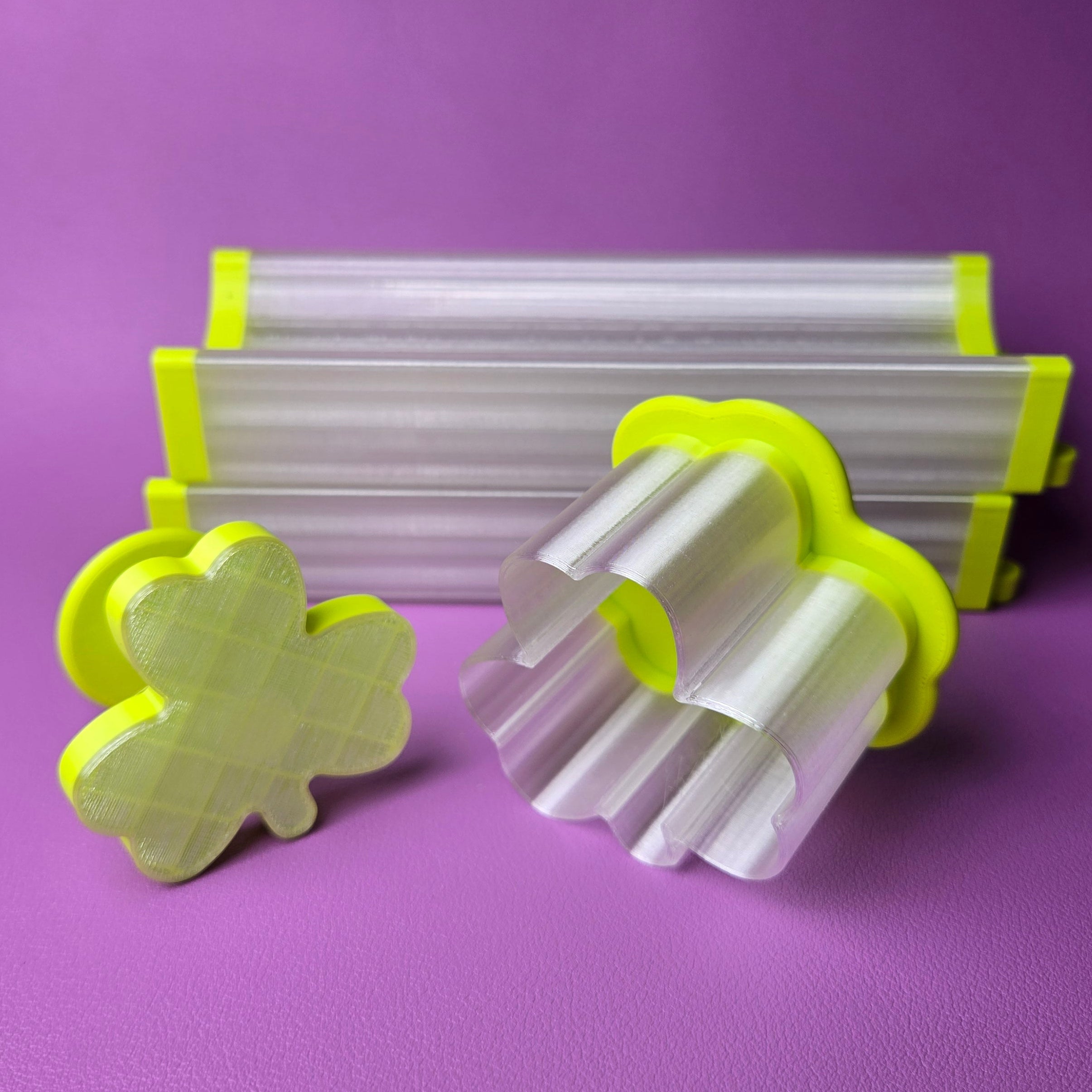 Cake Pop Cutter - Three-Leaf Clover Shape