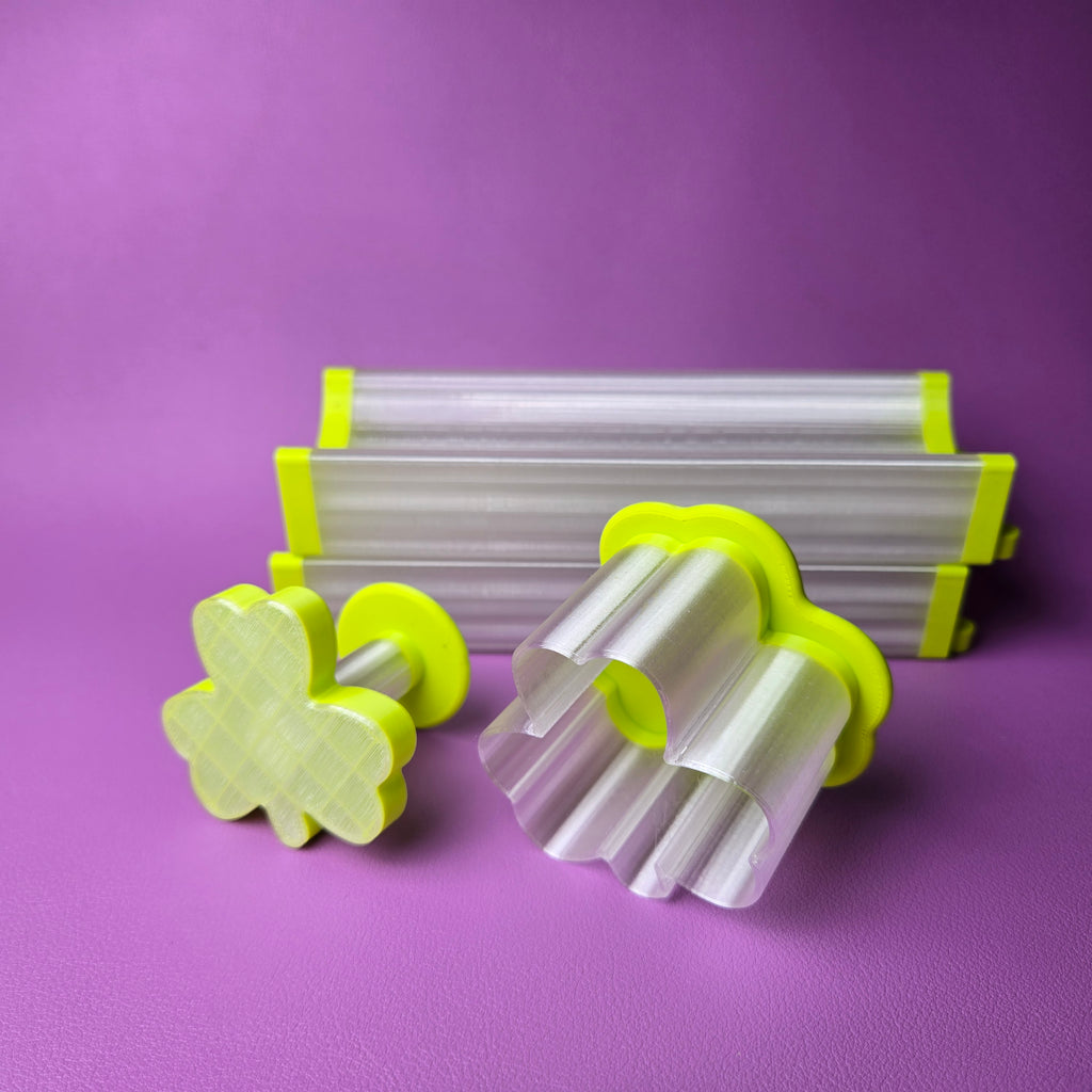 Cake Pop Cutter - Three-Leaf Clover Shape